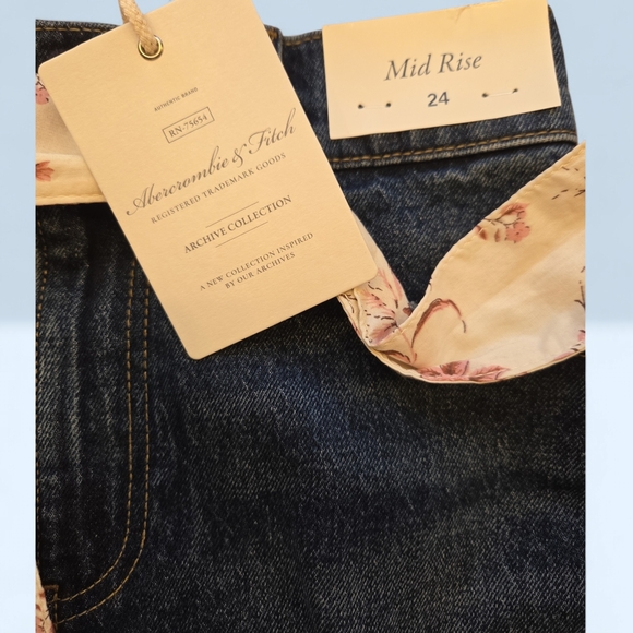 Abercrombie & Fitch Dark Blue Denim Mini Skirt with Floral Scarf Accent Size 24" - Picture 8 of 9